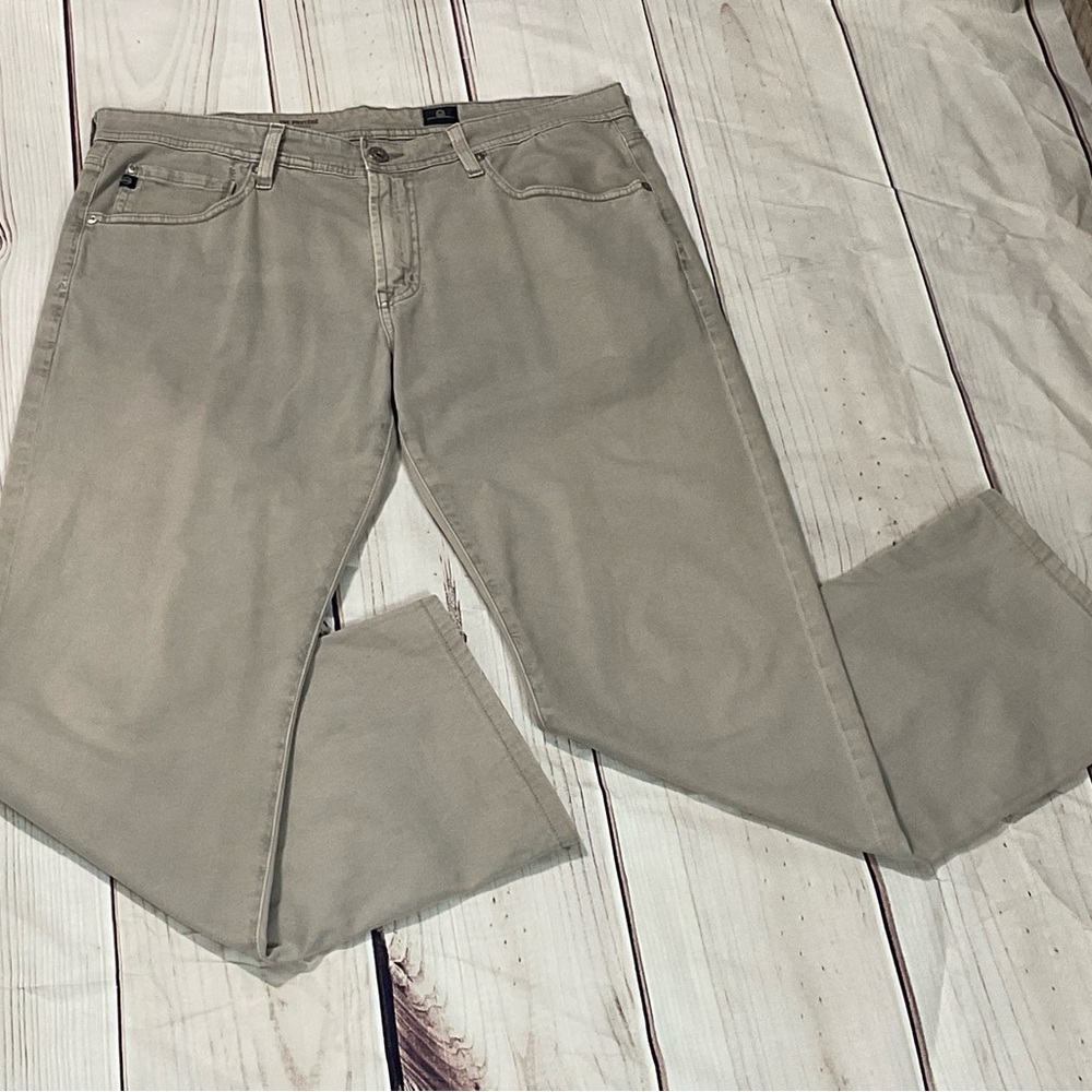 Men's AG Adriano Goldschmidt The Protege Straight Leg Khaki Tan Pants Size 34x34 - Picture 2 of 7